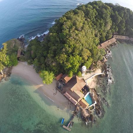 Gem Island Resort & Spa Pulau Gemia Exterior foto