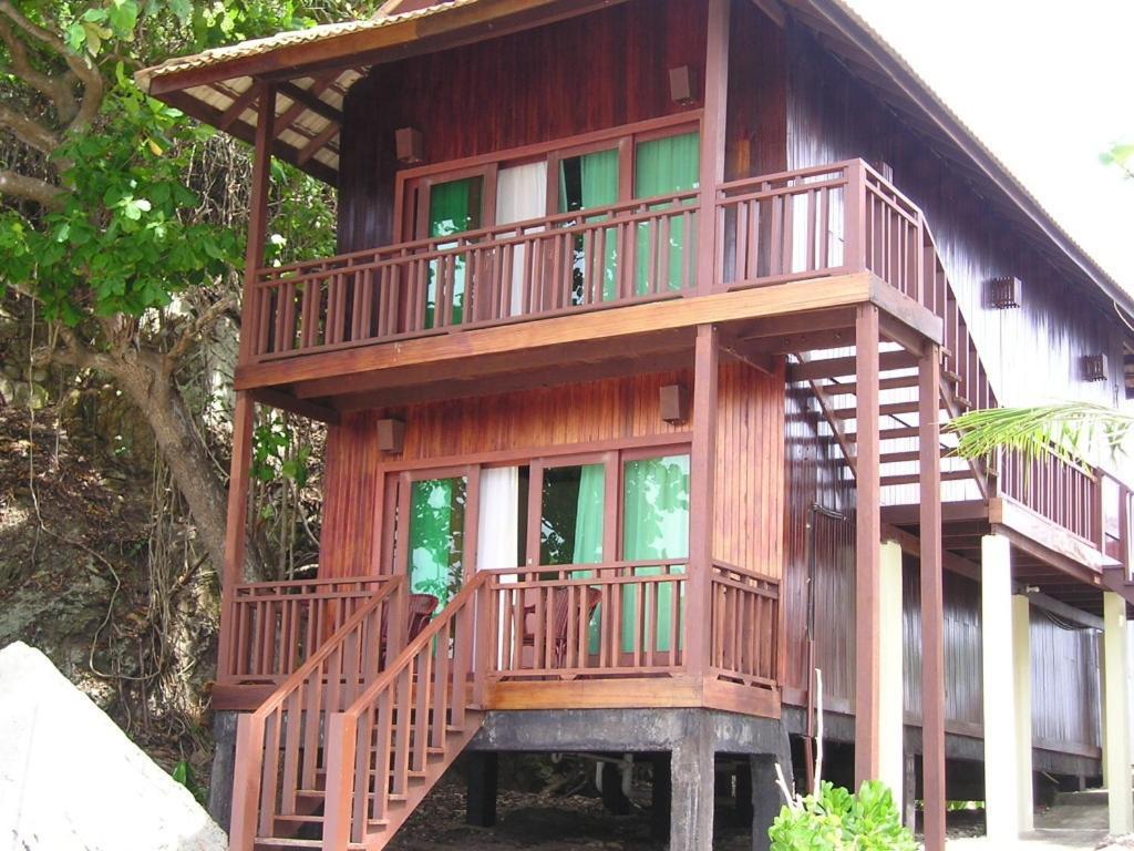 Gem Island Resort & Spa Pulau Gemia Habitación foto